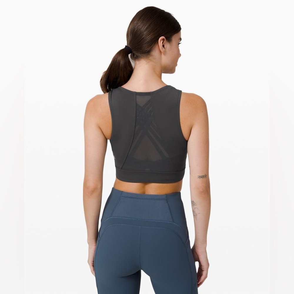 LULULEMON NWT HOTTY HOT CROPPED TANK- GRAPHITE GREY